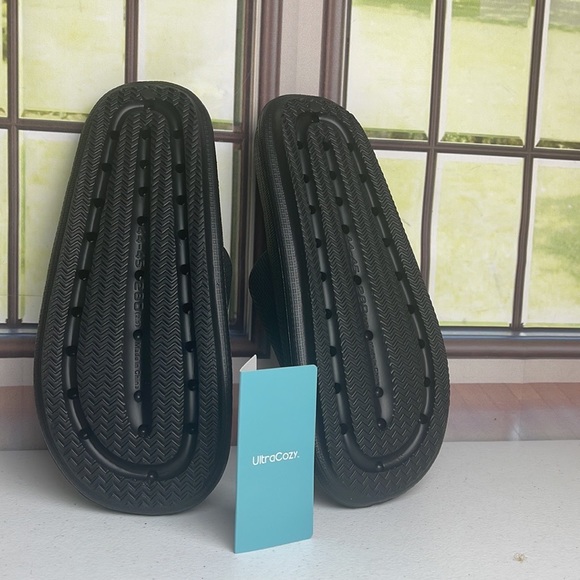 Mesh Beach Comfy Anti-Slip Pillow Slides - Picture 4 of 4